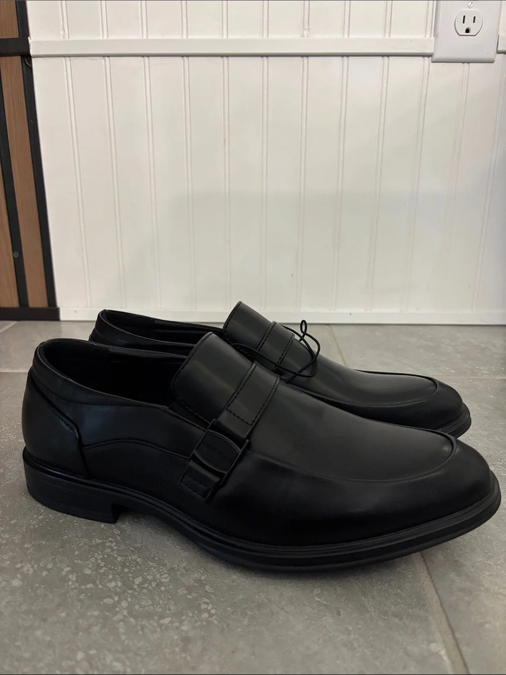Men's Black Leather Slip-On Dress Shoes - Classic Formal Loafers